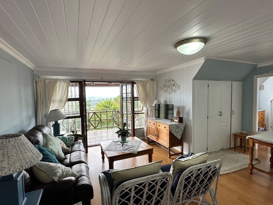 4 Bedroom Property for Sale in Hartenbos Heuwels Western Cape